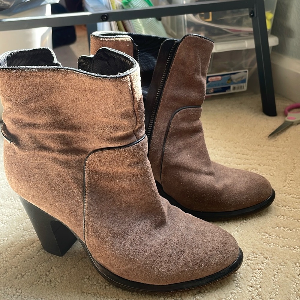 Rag & Bone ankle boots. 💯 suede